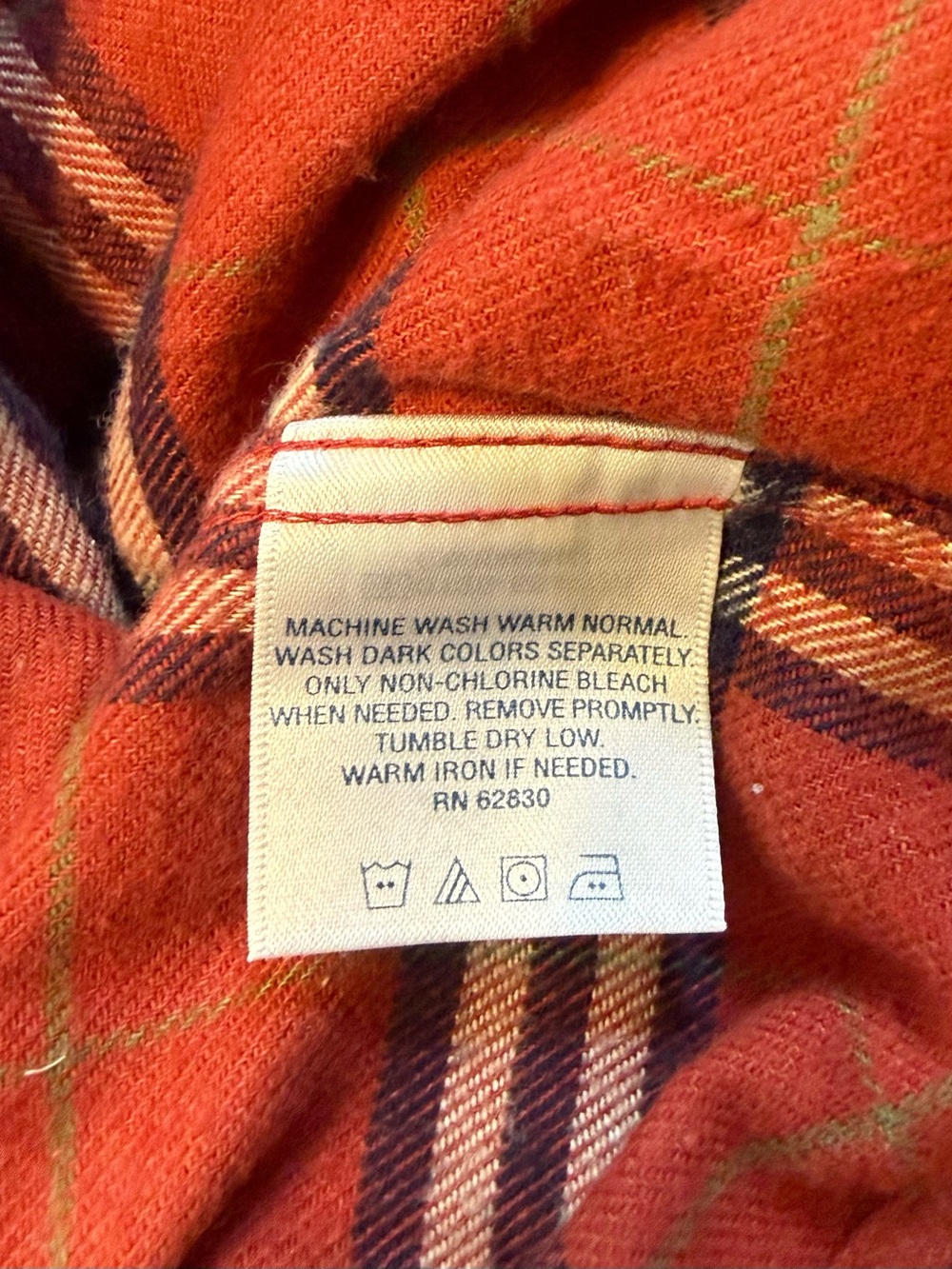 Lands' End Vintage Men's Red Plaid Button-Down Flannel Shirt, Collectable, Rare - Picture 5 of 6